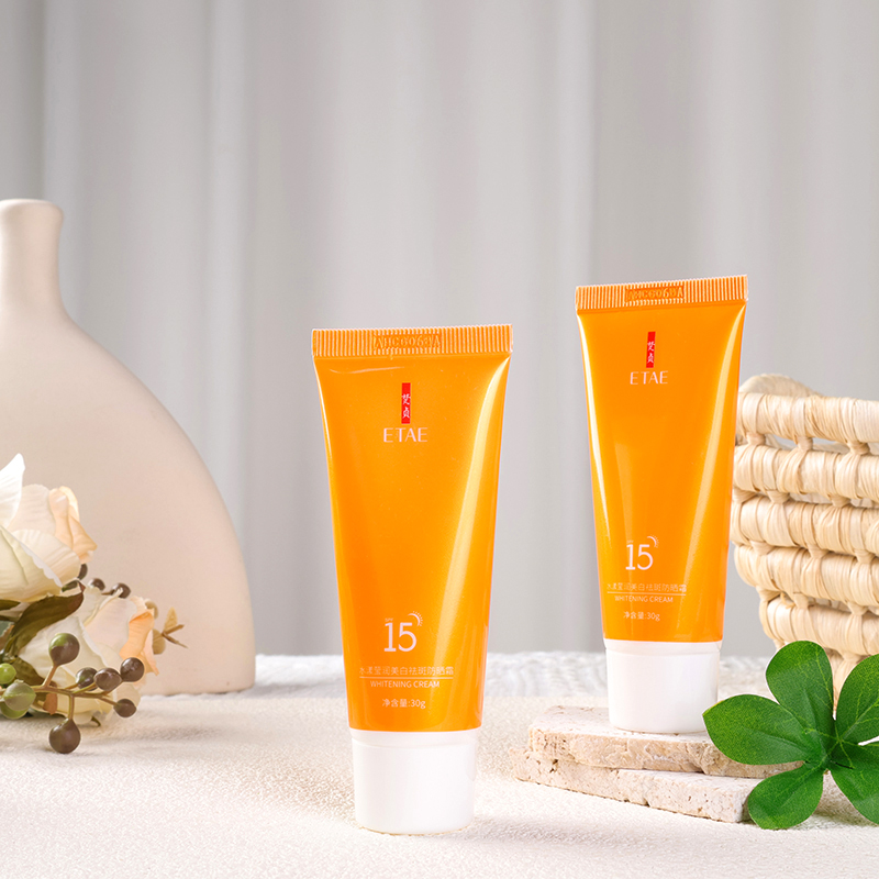 56110 Sunscreen (30g) - Image 3