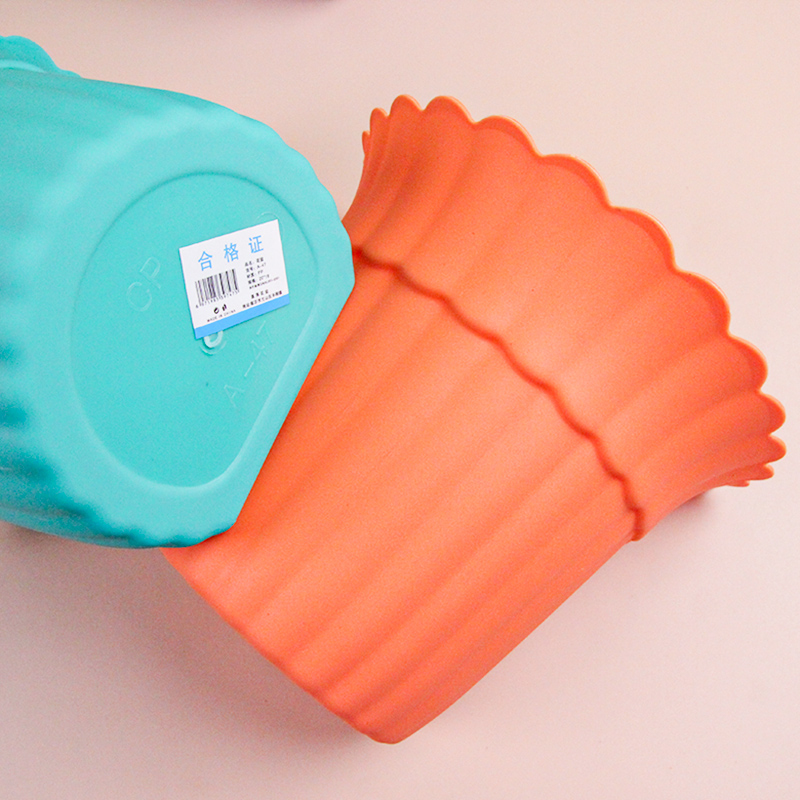 A-47 Wall-Mounted Half-Round Flower Pot - Image 2