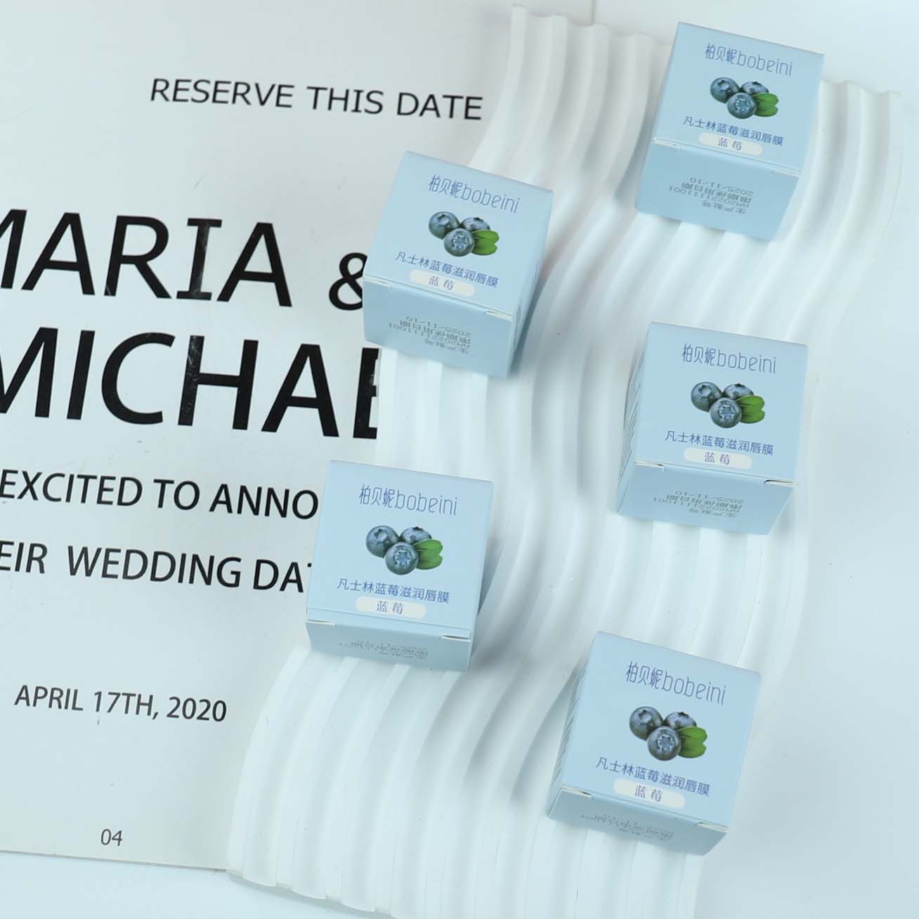 Vaseline Moisturizing Lip Mask