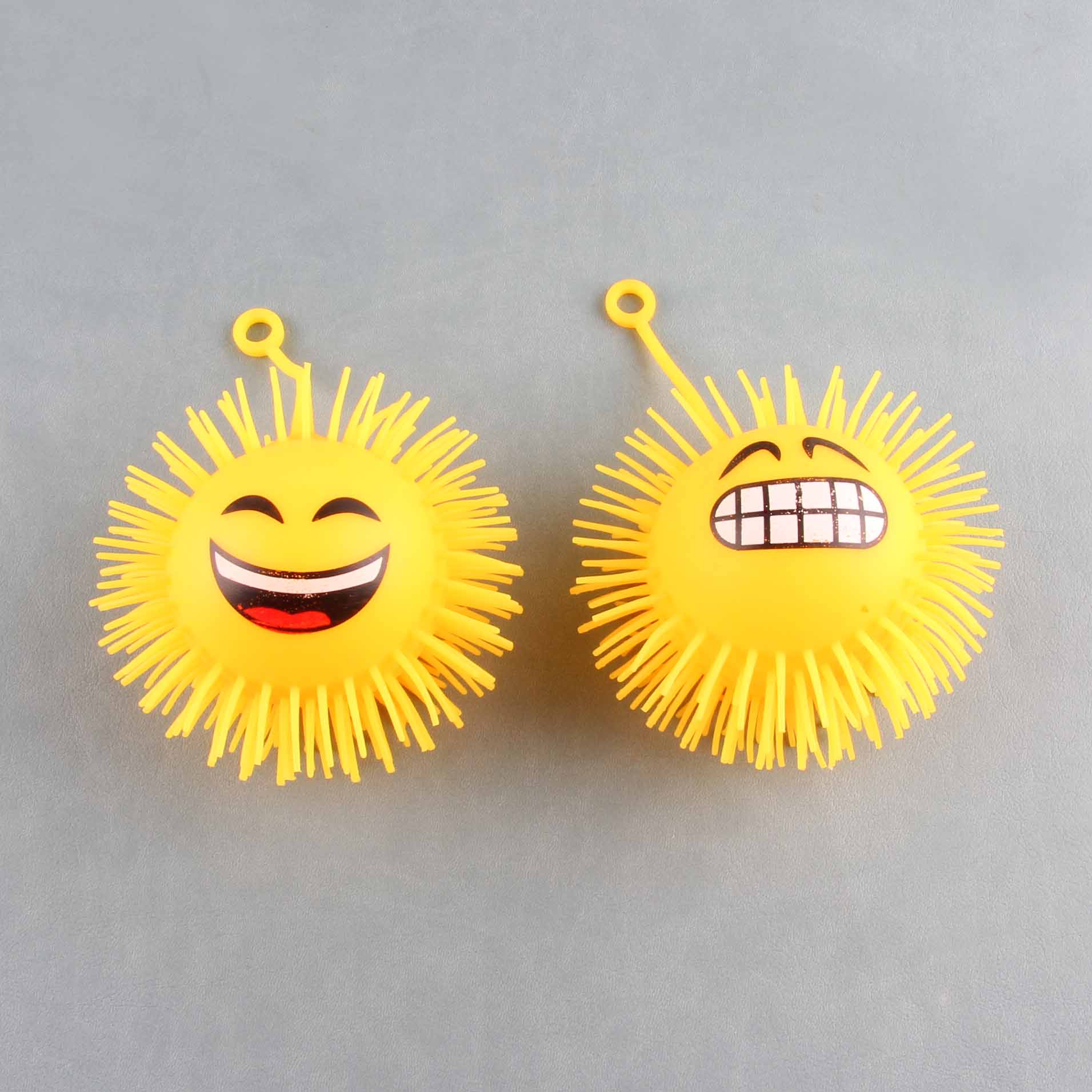 Colorful Expression Pom Pom