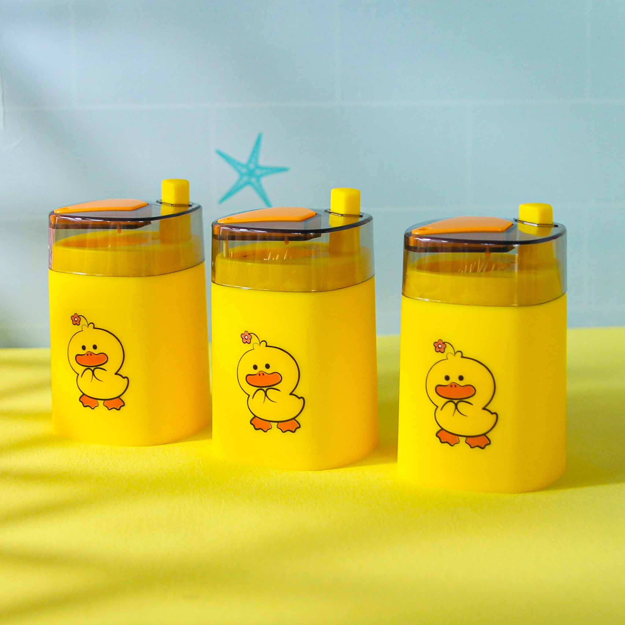 B-186 Covered Press Duck Toothpick