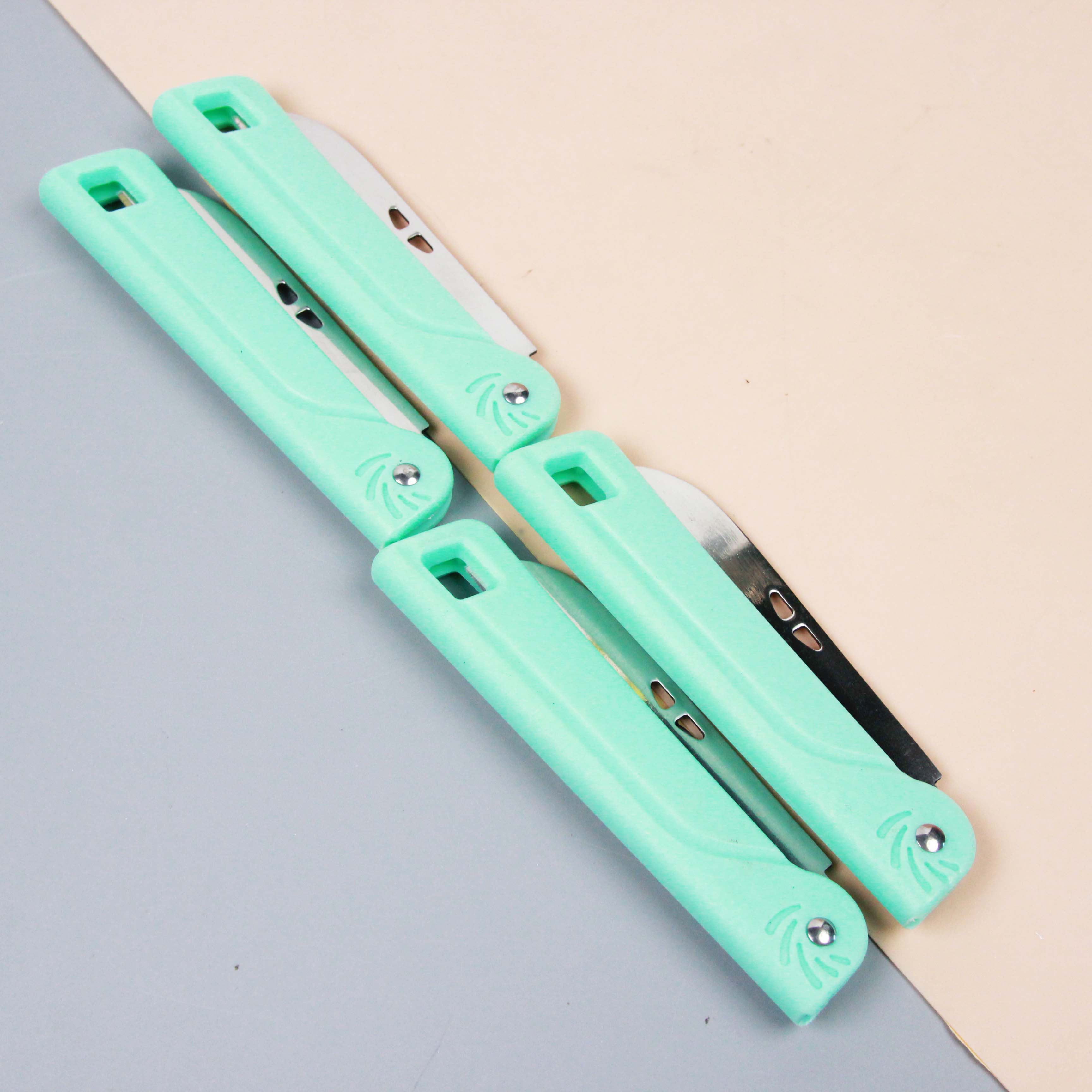 Bulk Double-Hole Folding Knife - Image 3