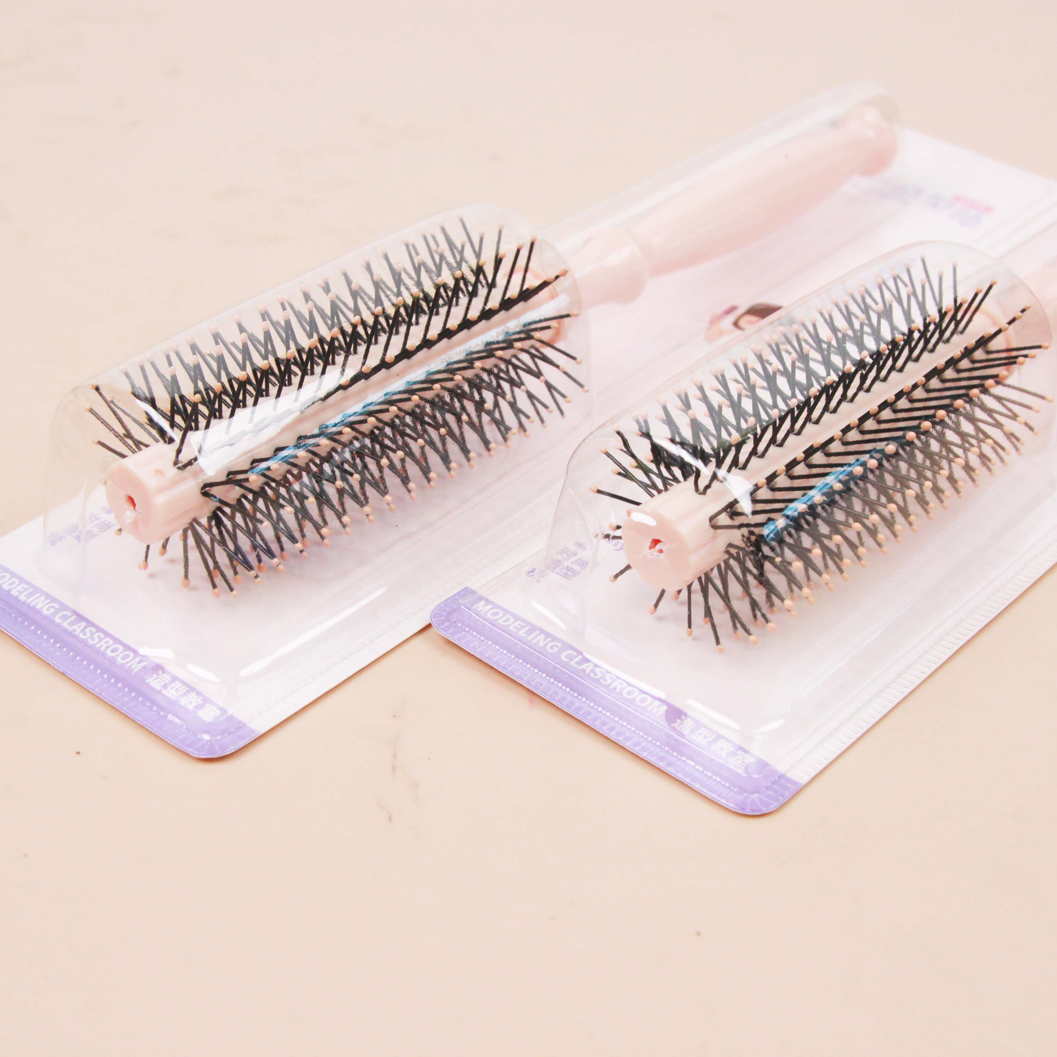 Boxed 09 Blister-Packed Curl Comb