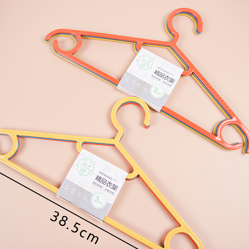 526 Three Adult Hangers