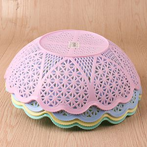 222 Lace Edge Fruit Tray - Image 2