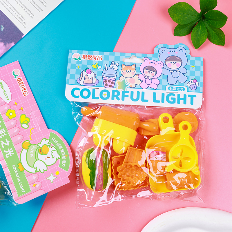 Chess Yu 10-piece set to play house