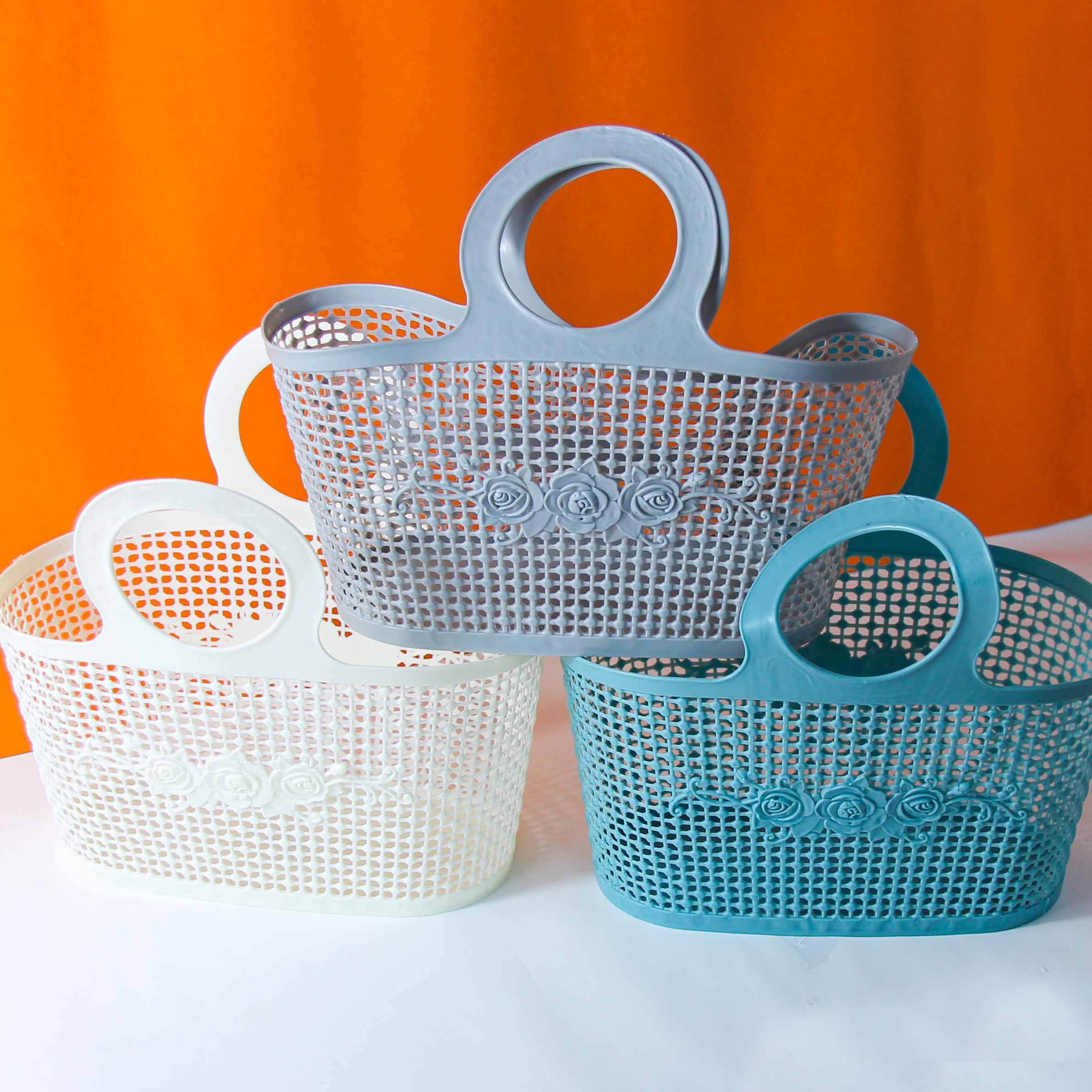 1996 Hand-Held Bath Basket - Image 3