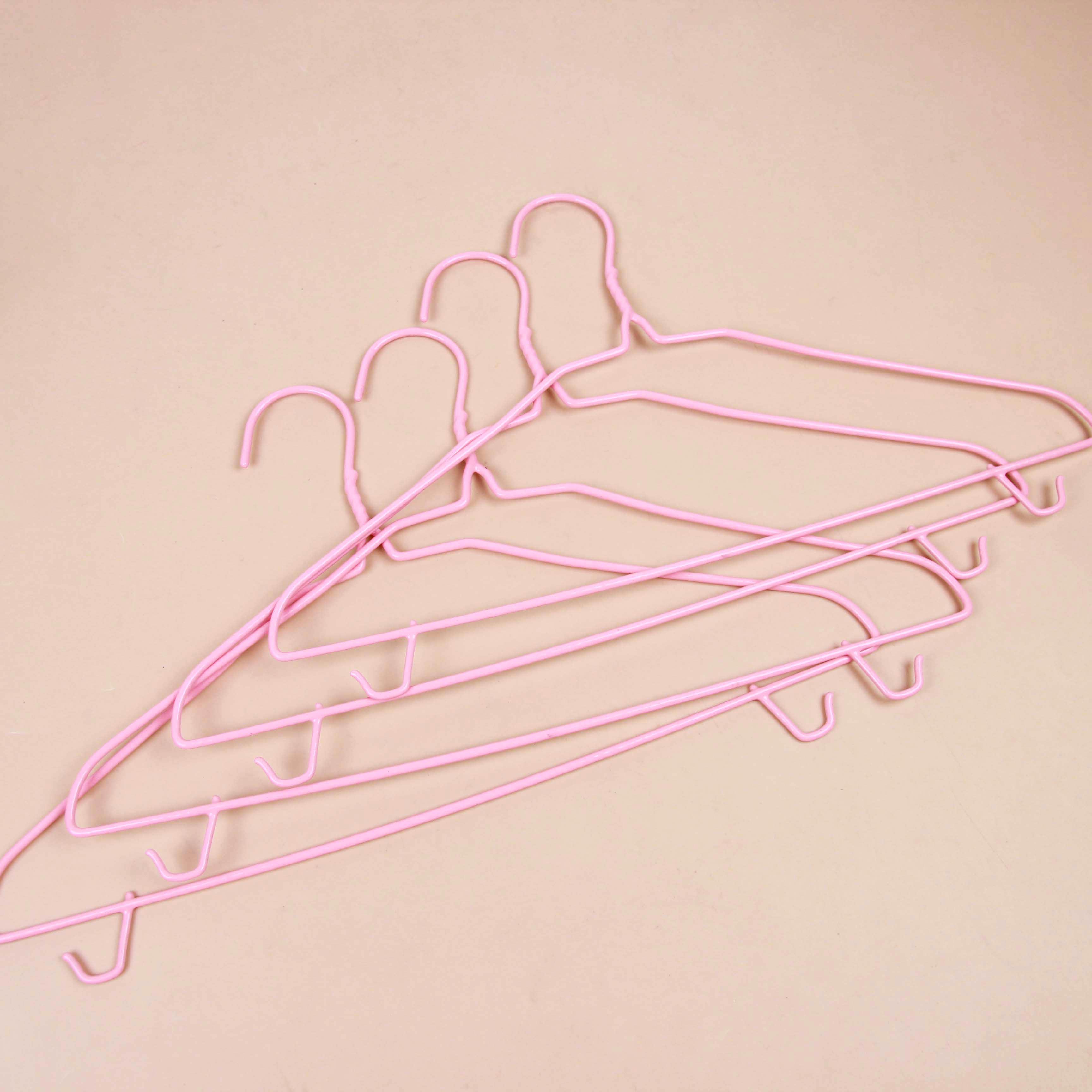 215 boutique 4 hangers 40cm