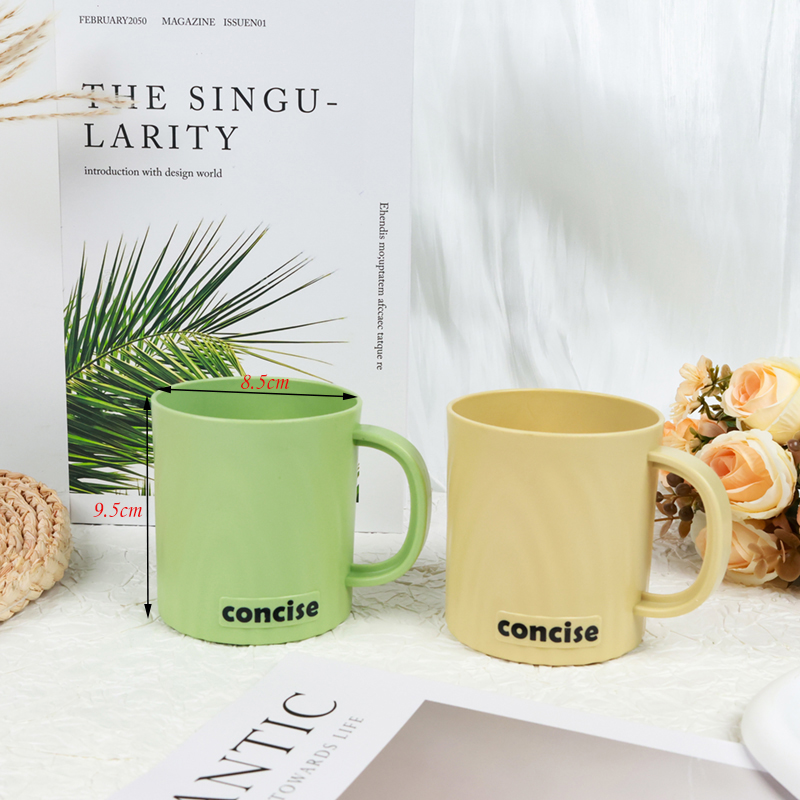 2747 English Alphabet Mouth Cup