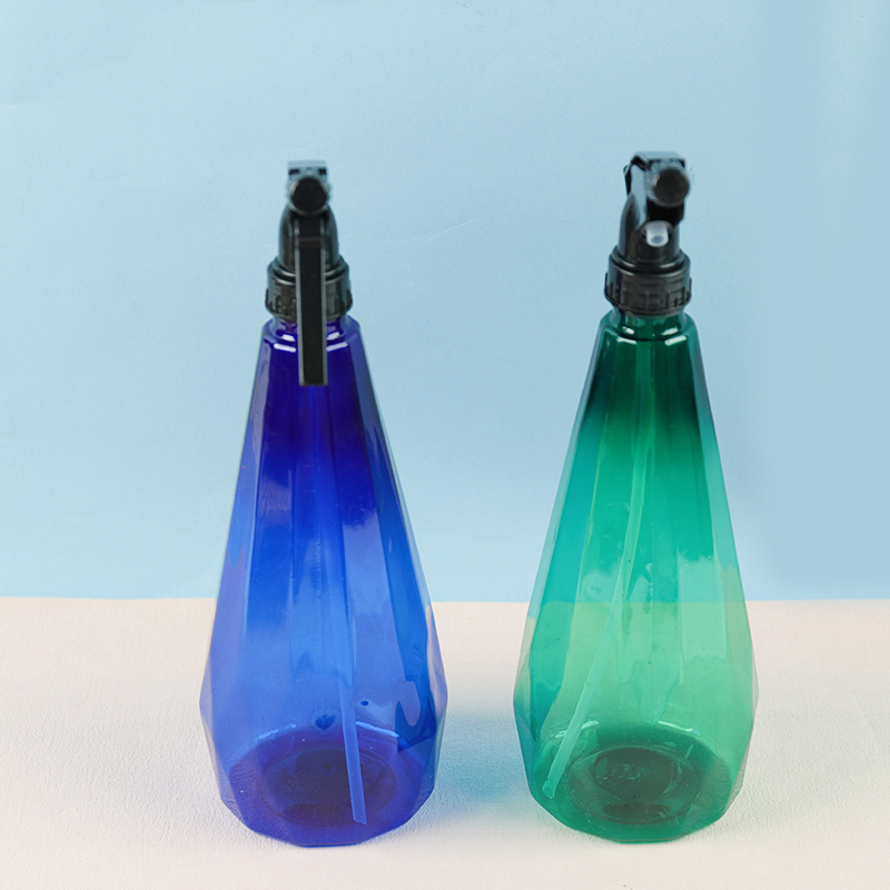 1-Liter Rhinestone Spray Bottle (130)