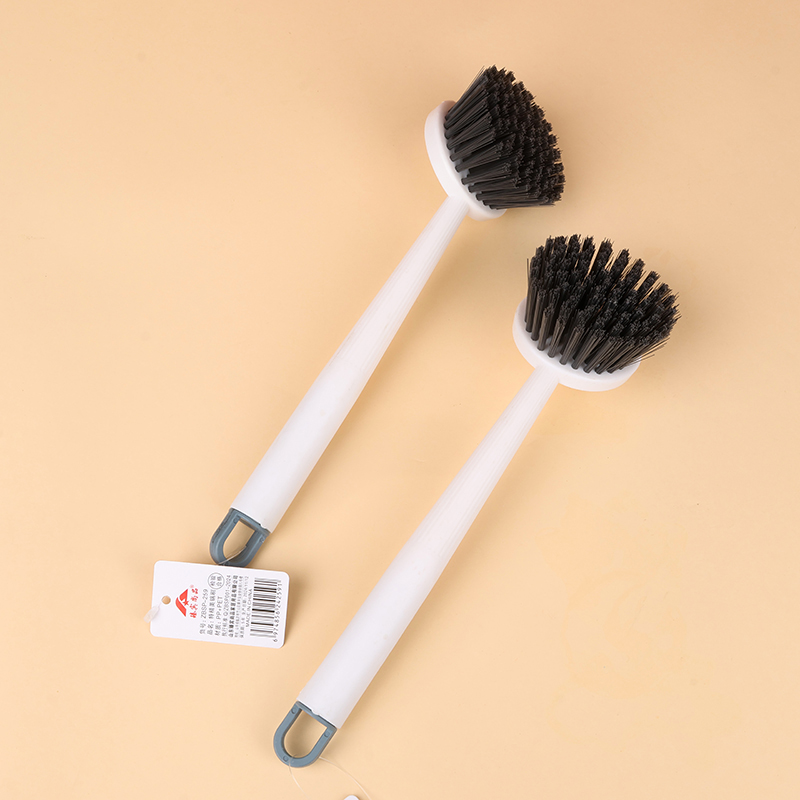 259 boutique pot brush