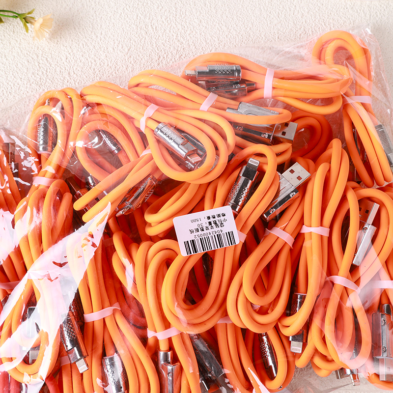 Bagged Apple Data Cable - Image 3