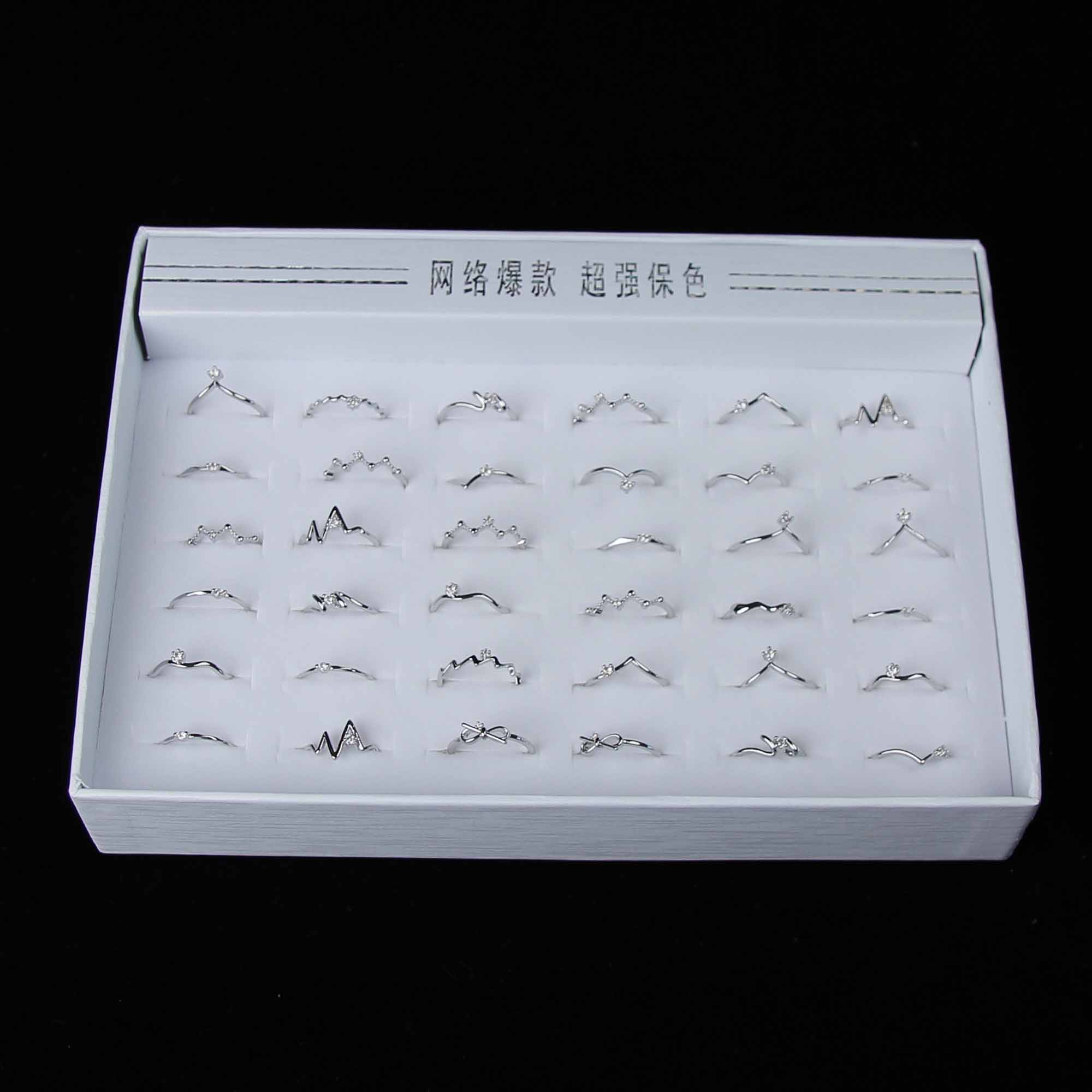 New Rhinestone Ladies' Ring - Image 3