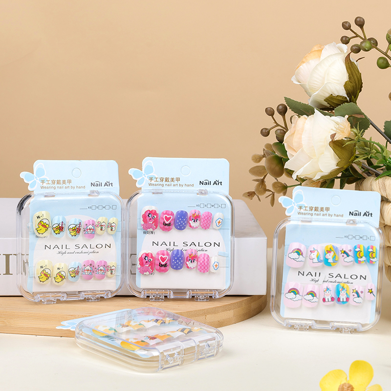 Boxed printed children's fake nails