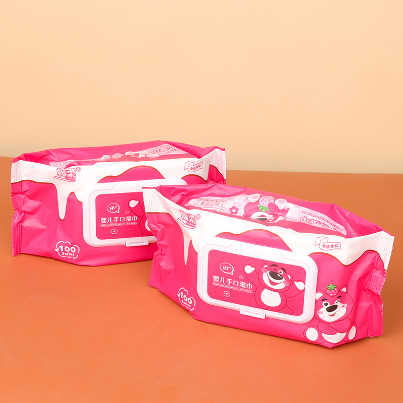 Hanrou 1743 Strawberry Bear Baby Wipes