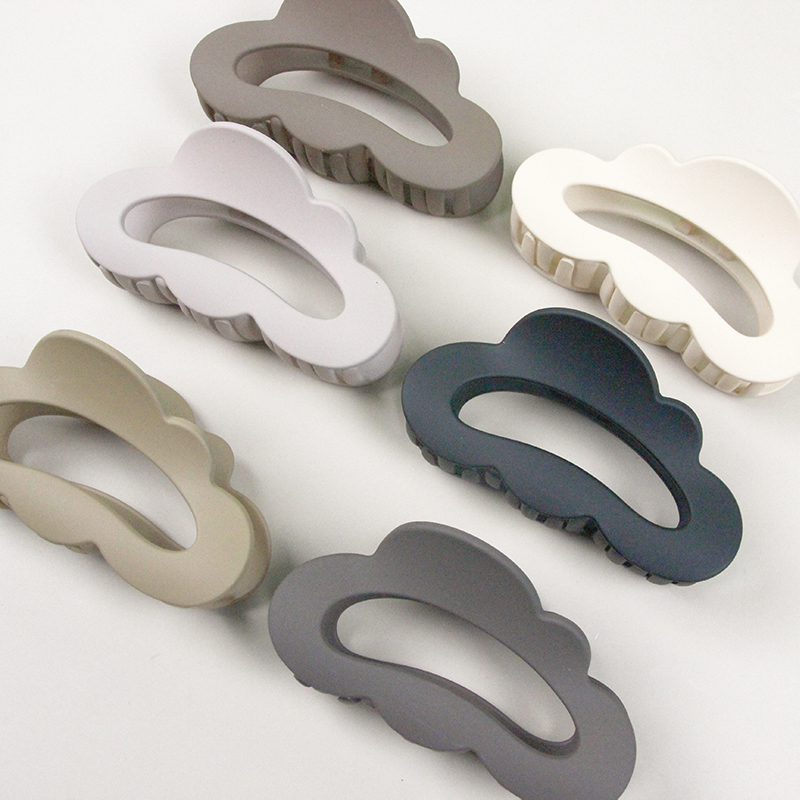 11Cm New Milk Tea-Colored Cloud Claw Clip