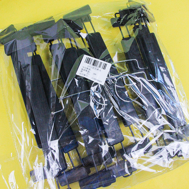 1015 Black Trouser Clip - Image 4