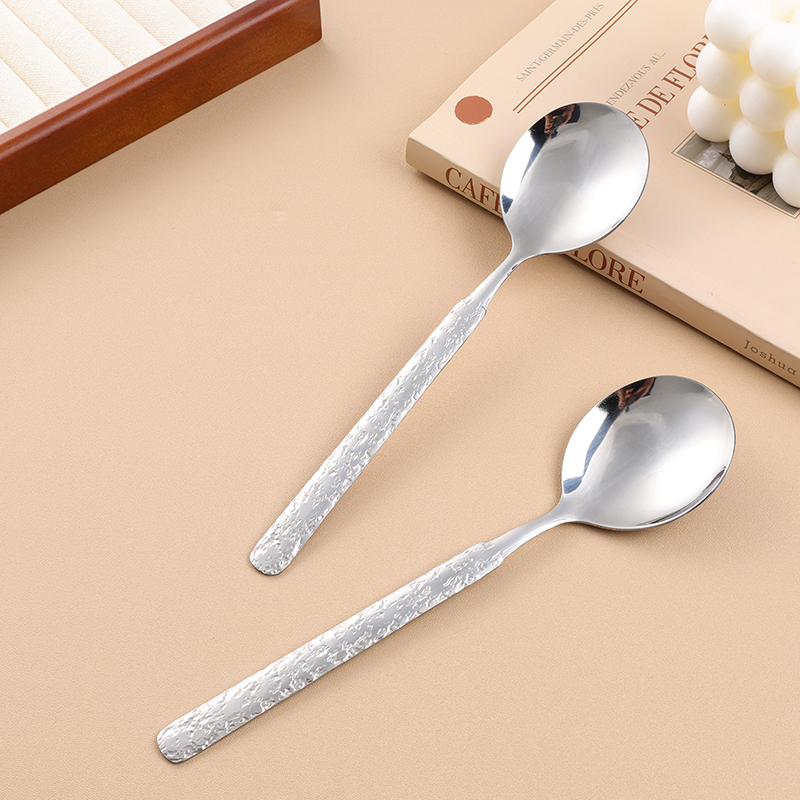 Silver Diamond Large Round Spoon (30)
