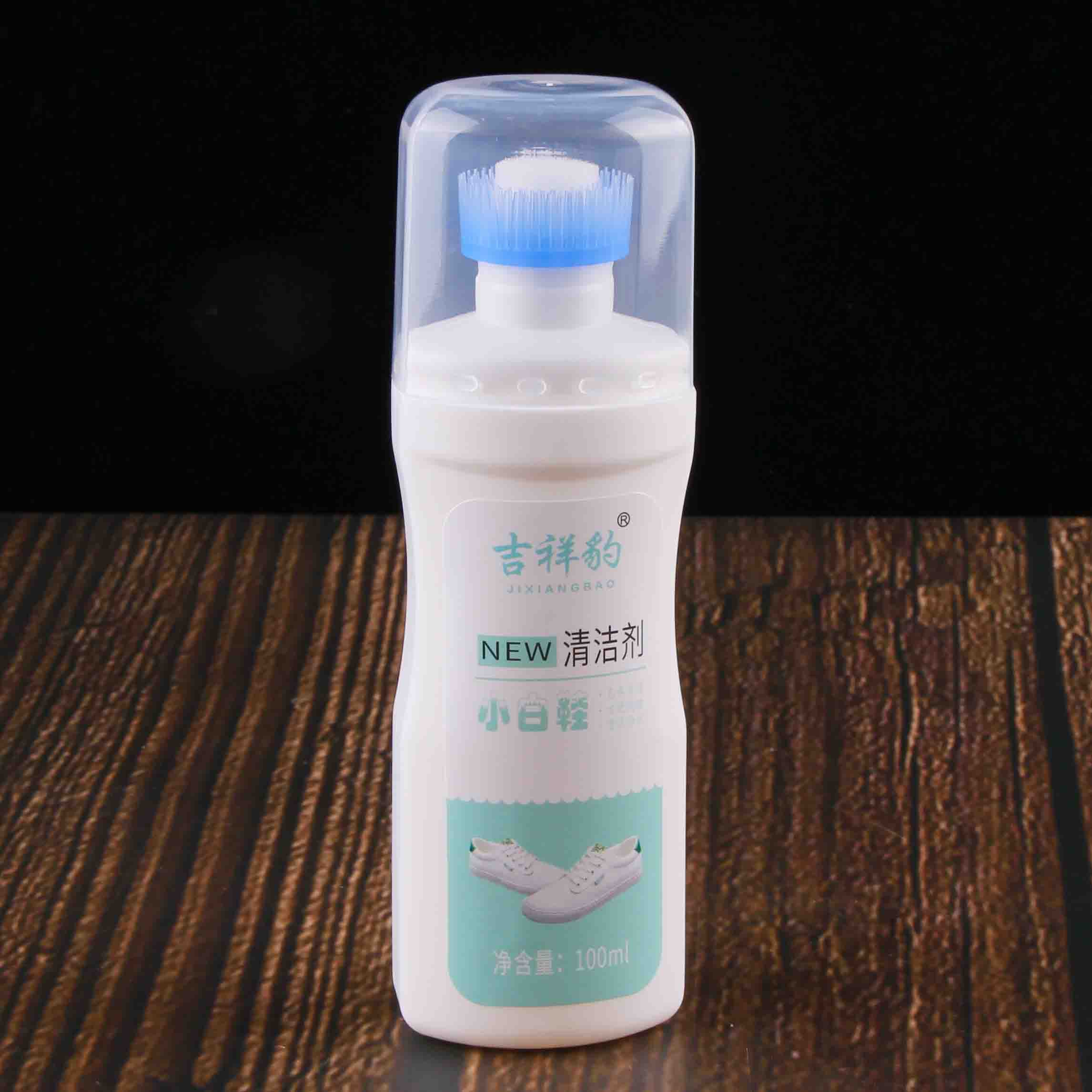 A-006 Lucky Leopard White Shoe Polish