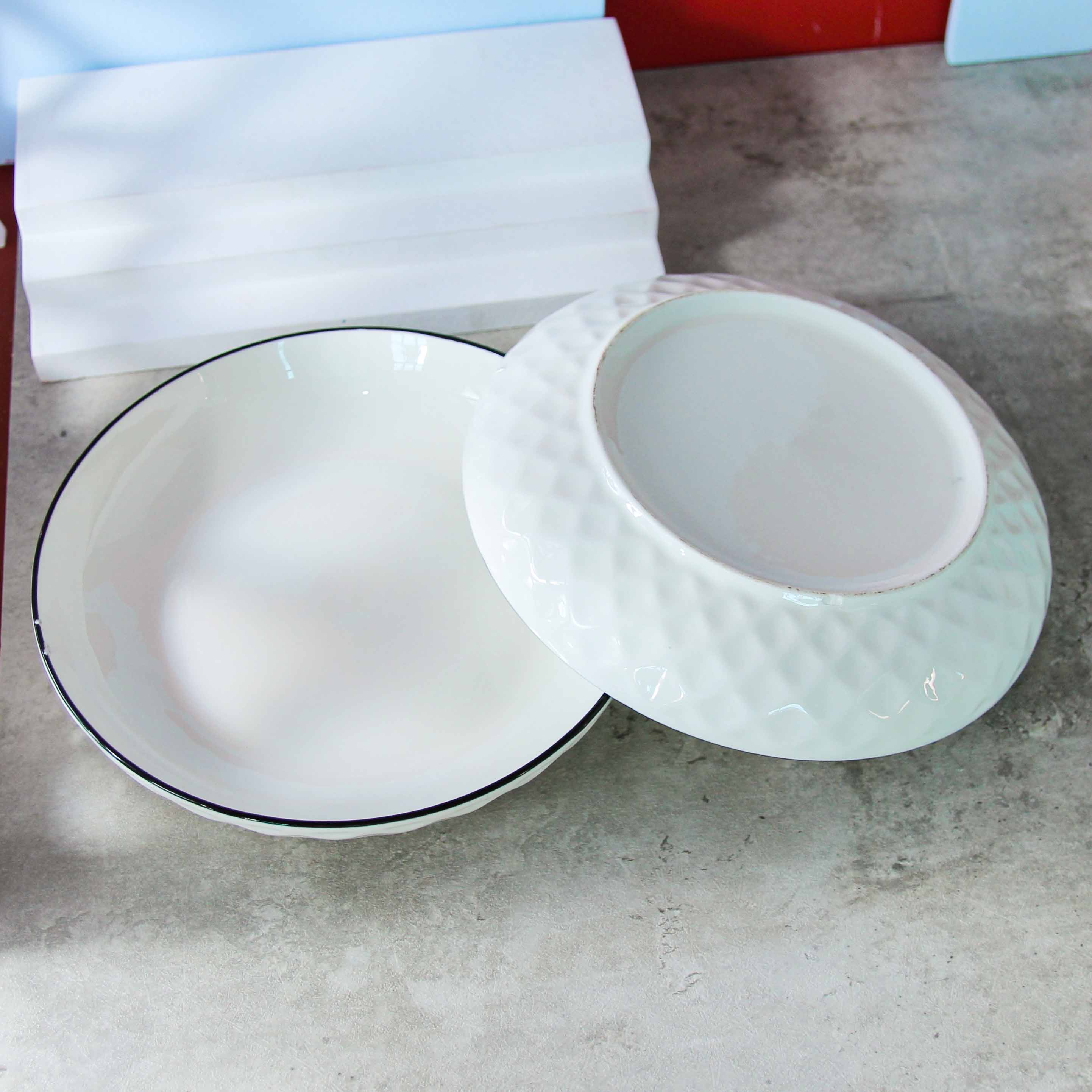 8-Inch Diamond Rose Plate