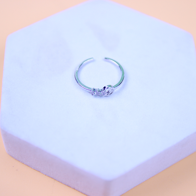 New Three-Rhinestone Ring - Image 3