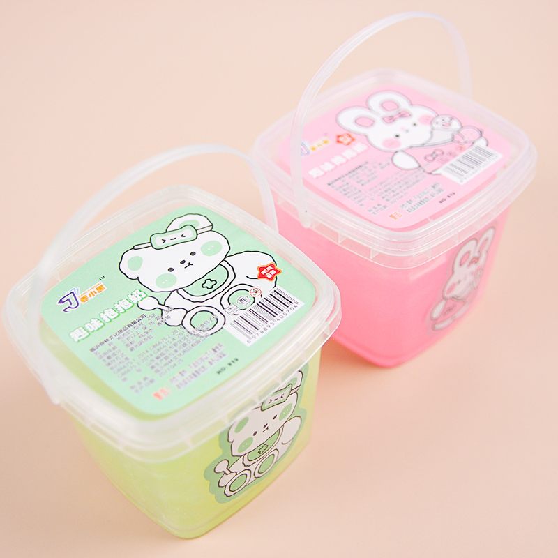 Small Square Bucket 819 Foam Clay