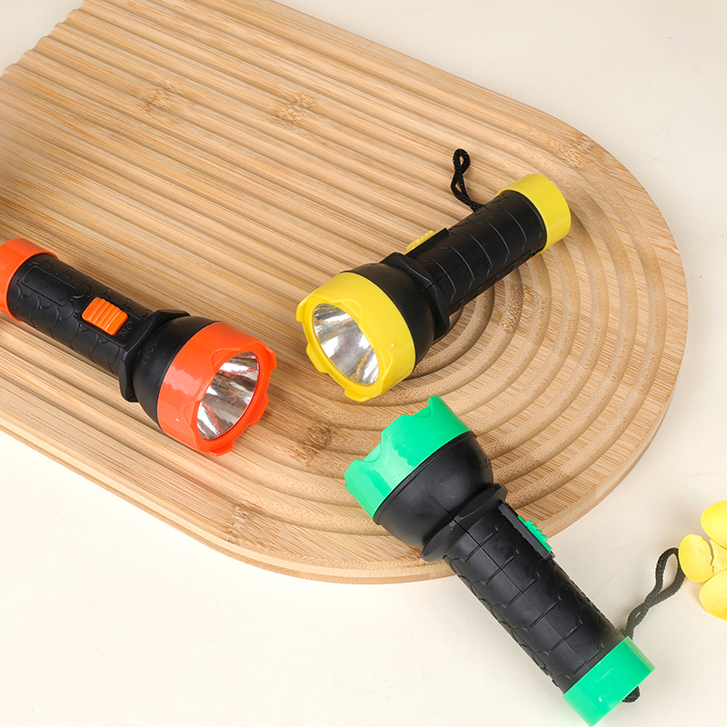 SY-8019 dry battery flashlight