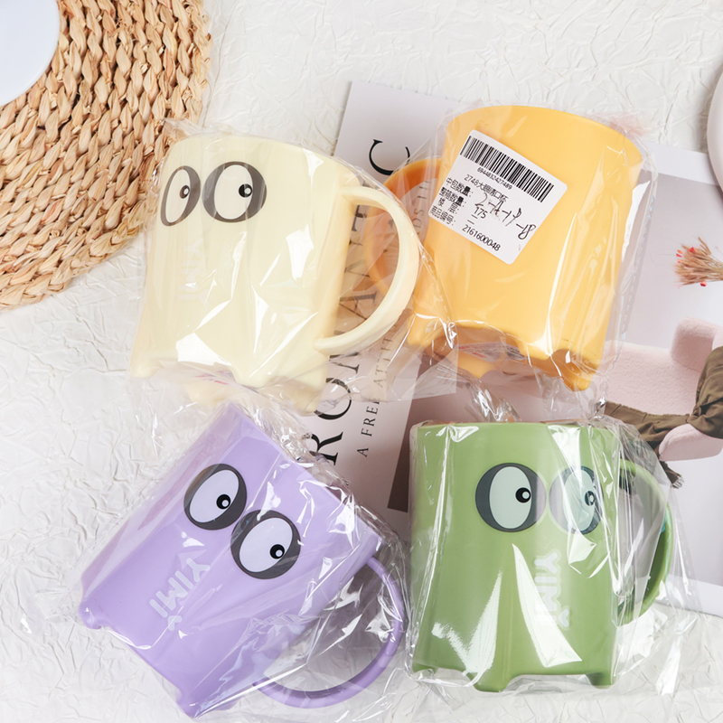 2748 big eyes mouth cup - Image 4