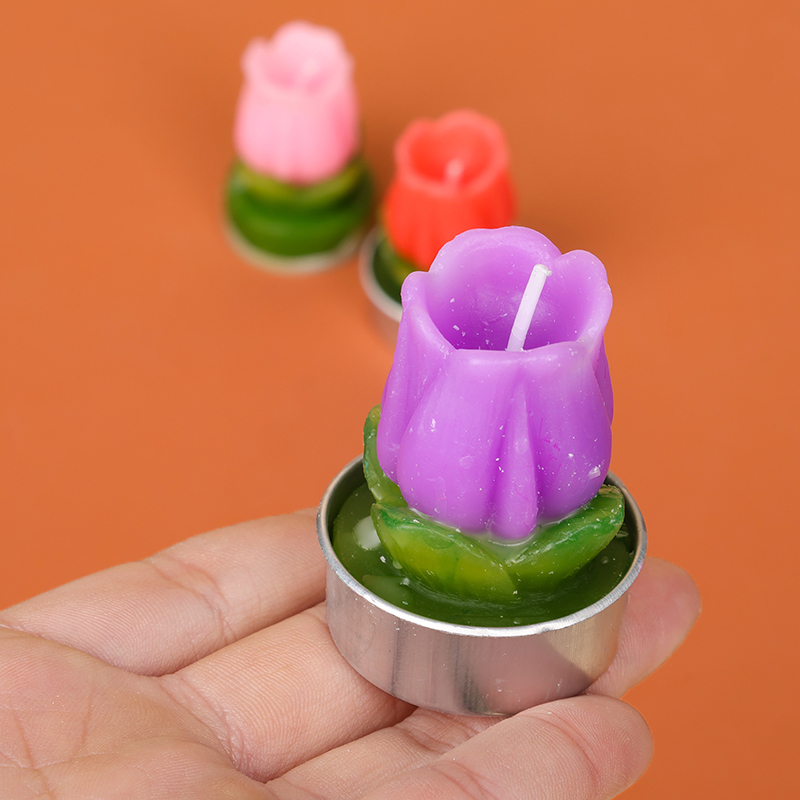 Boxed Tulip Candle - Image 2