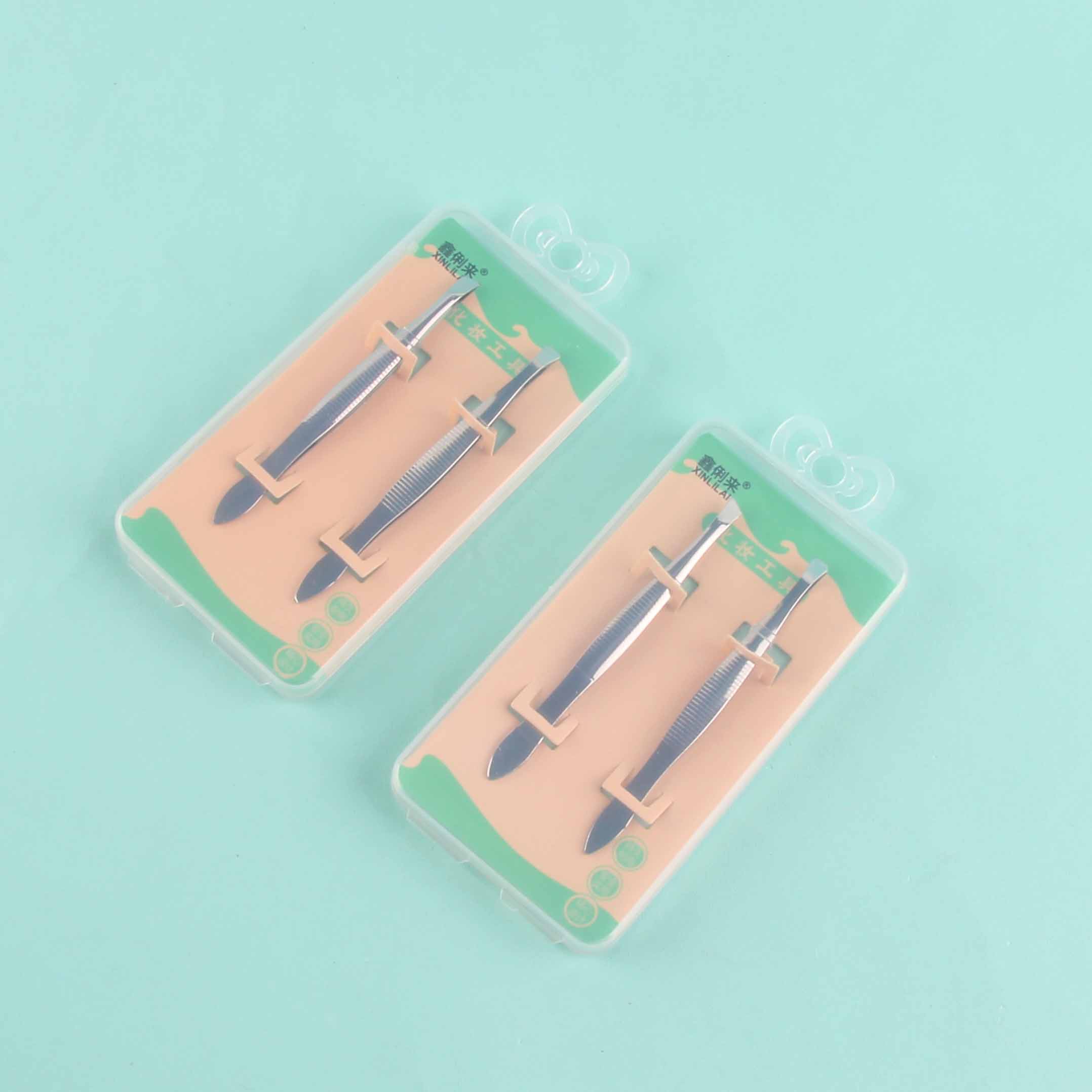 Boxed Double Eyebrow Clip