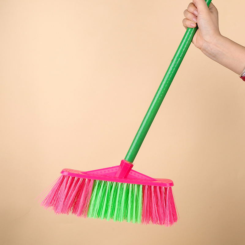 Two-color broom
