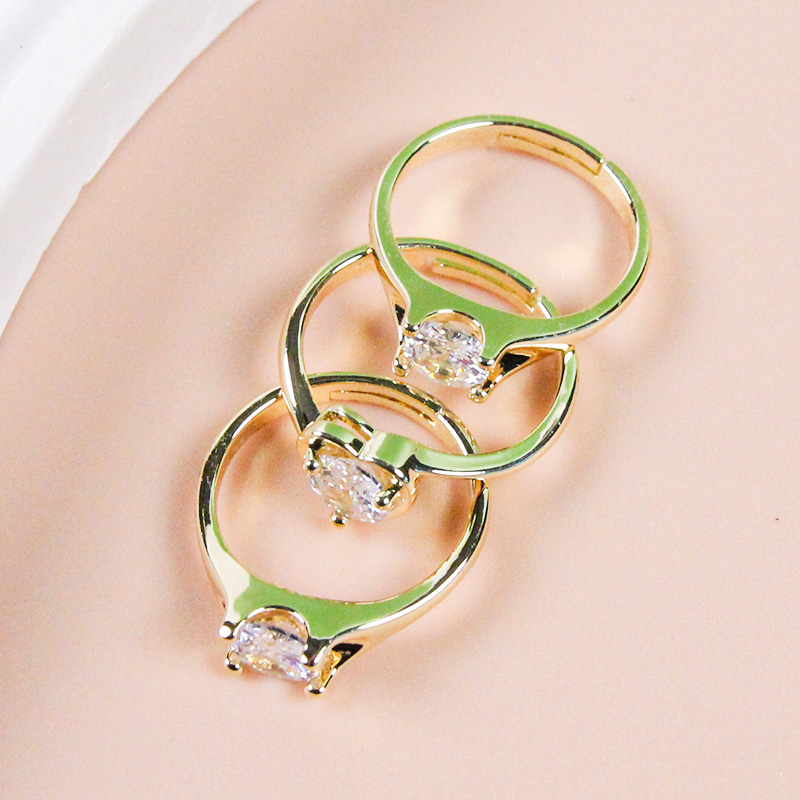 Boxed Simple Style Rhinestone Ring (Gold) - Image 2