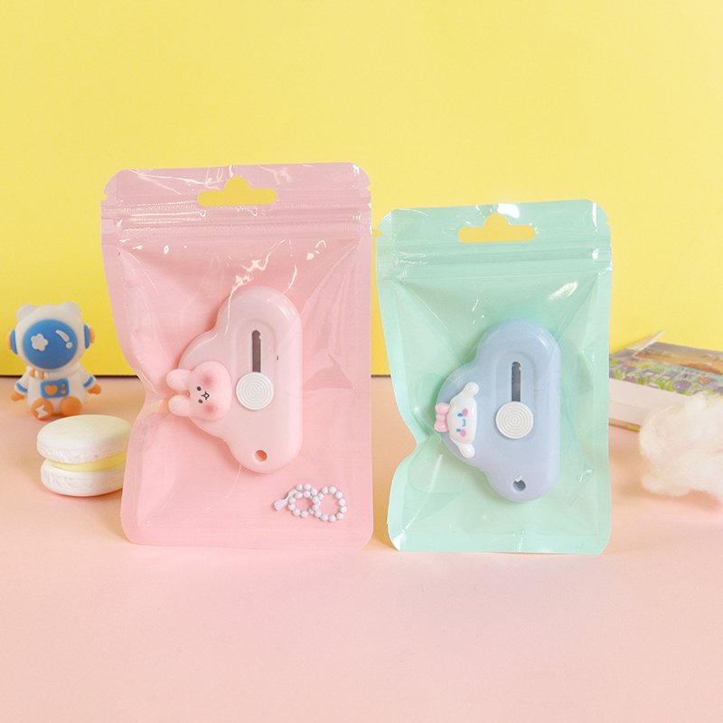 As24016 Cloud-Themed Utility Knife