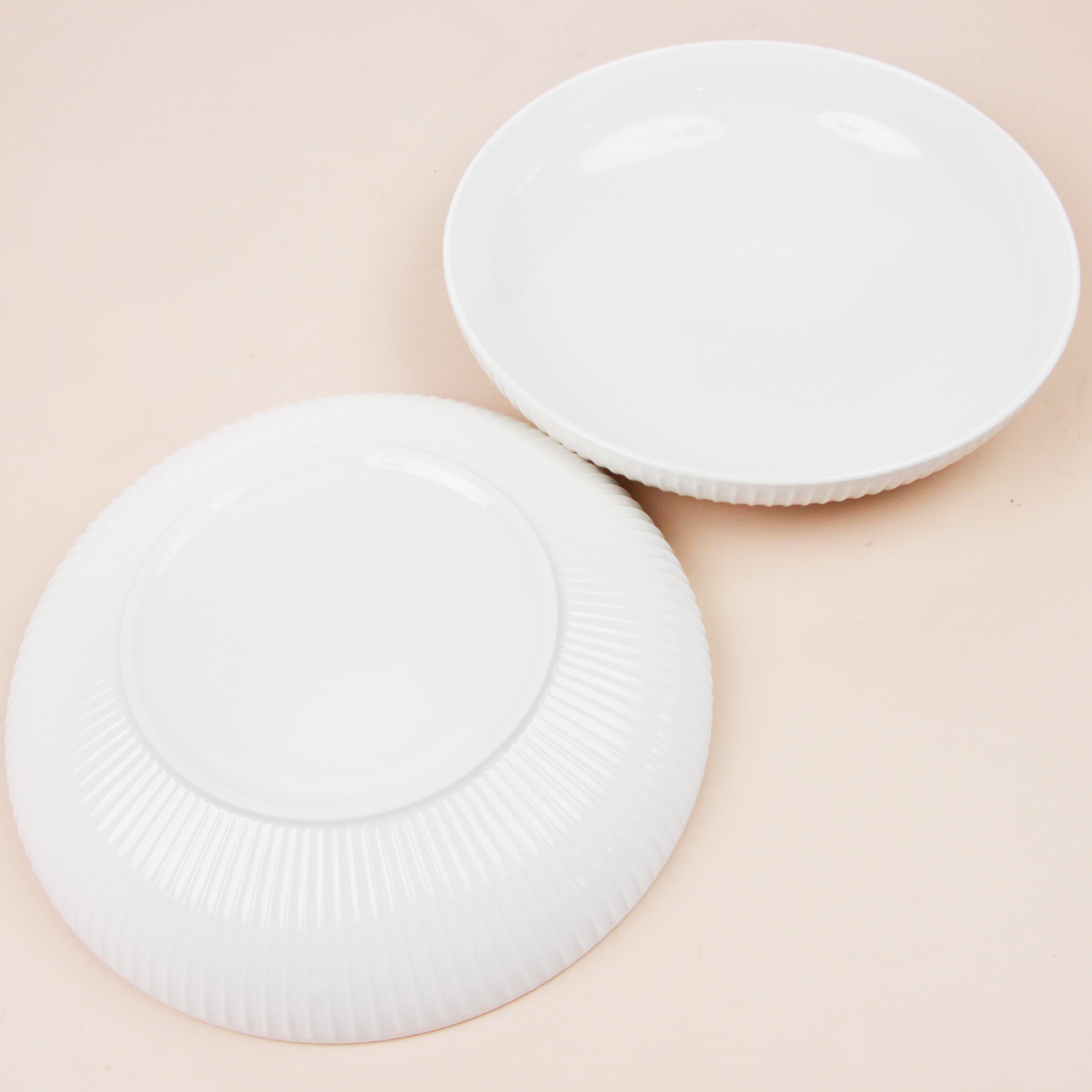 White 9-inch vertical grain plate (grain random)