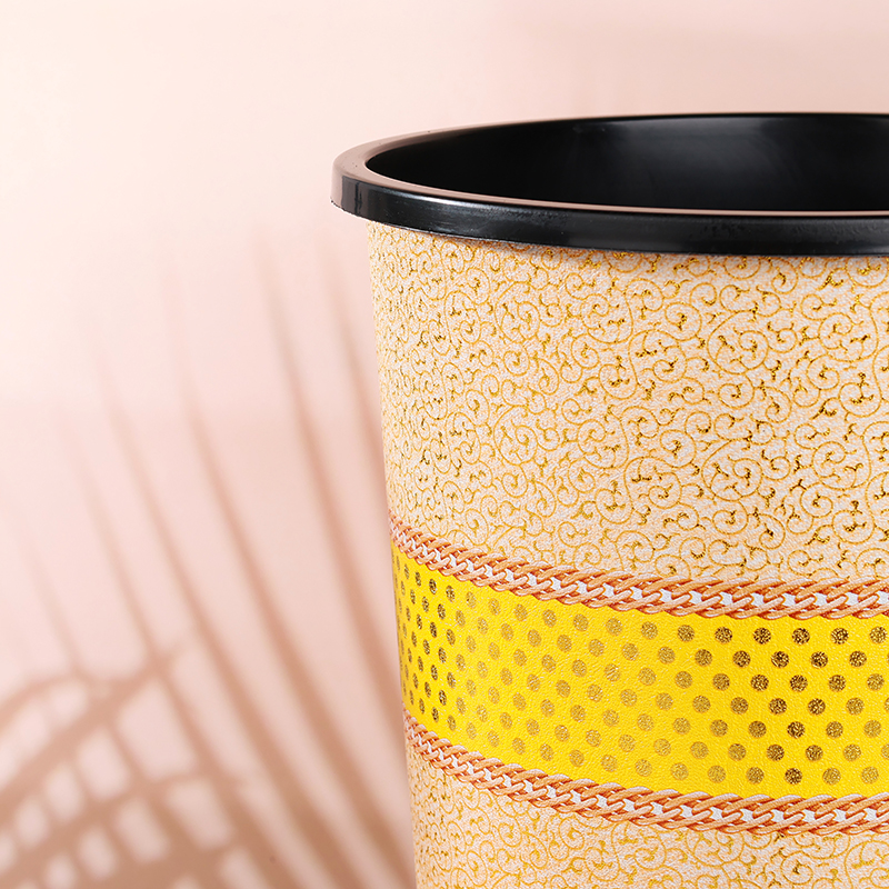 608 printed trash can (in sacks) - Image 4