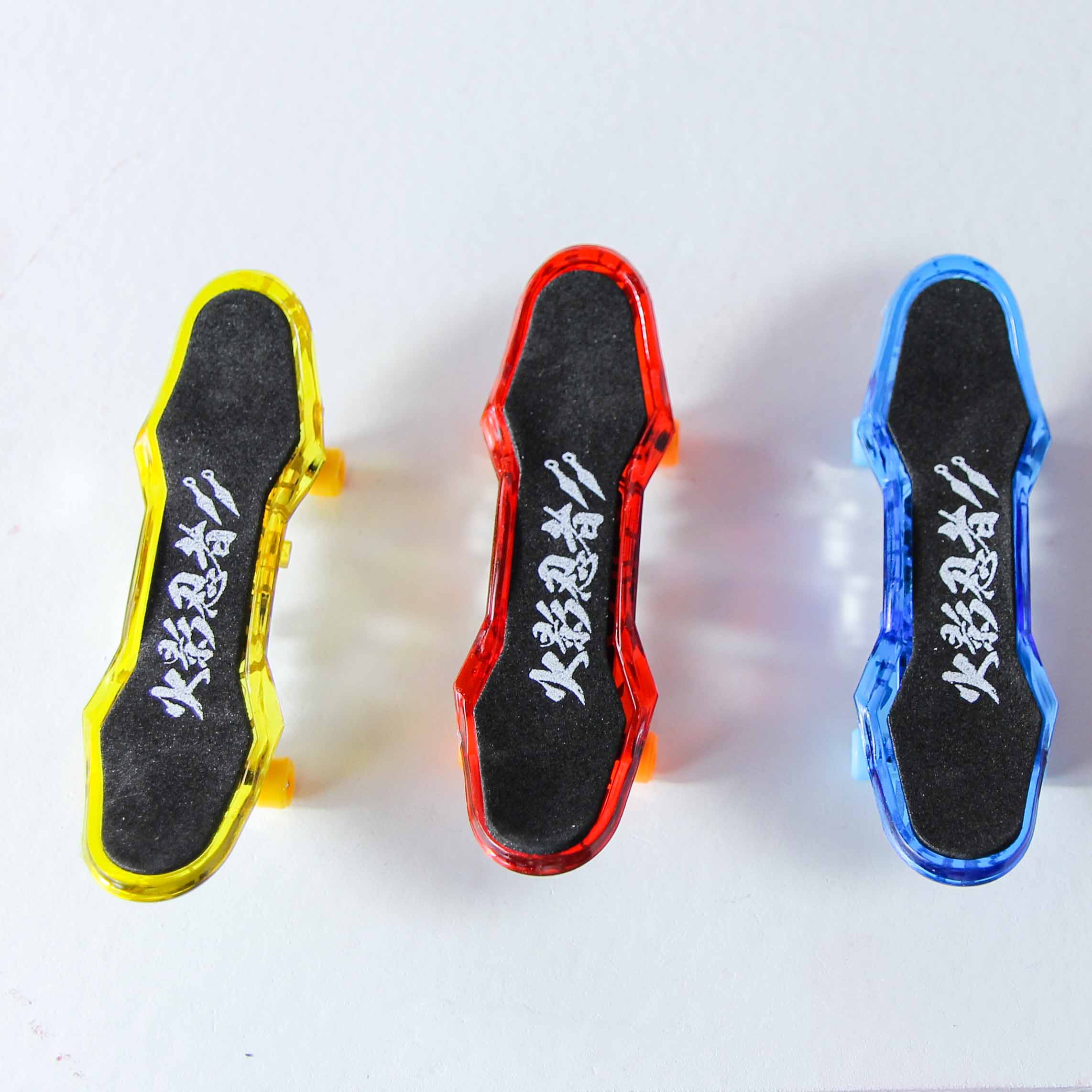 0088 Projection Skateboard (Random Style)