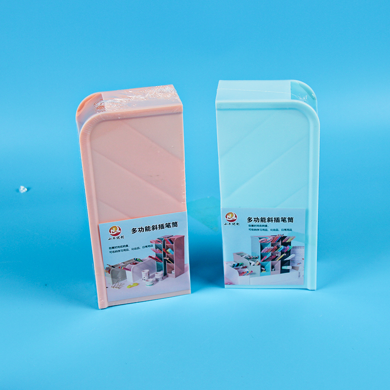 009 Macaron Slanted Plastic Pen Holder